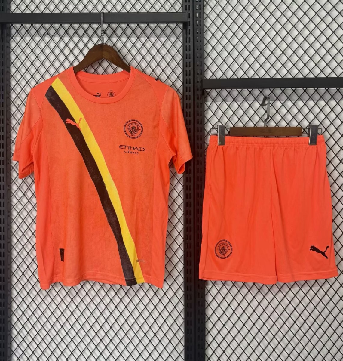 25 26 kids kidsuper x manchester city orange jersey front 25 26 Kids KIDSUPER x MANCHESTER CITY Orange Jersey - Front