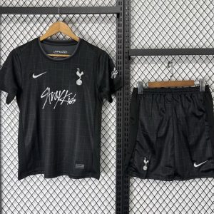25 26 Kids Tottenham Hotspur X StrayKids Away Jersey - Front