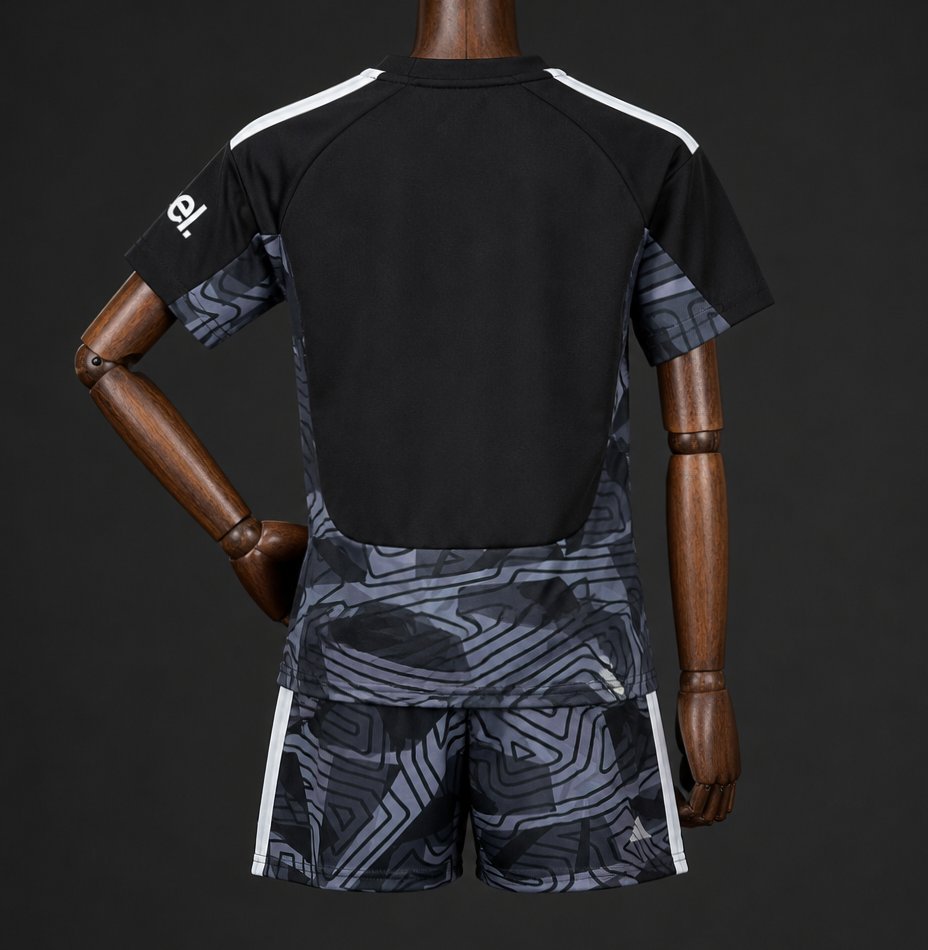 26 27 kids arsenal black with dark grey geometric contour pattern goalkeeper jersey set back 26 27 Kids Arsenal Black with Dark Grey Geometric Contour Pattern Goalkeeper Jersey Set - Back