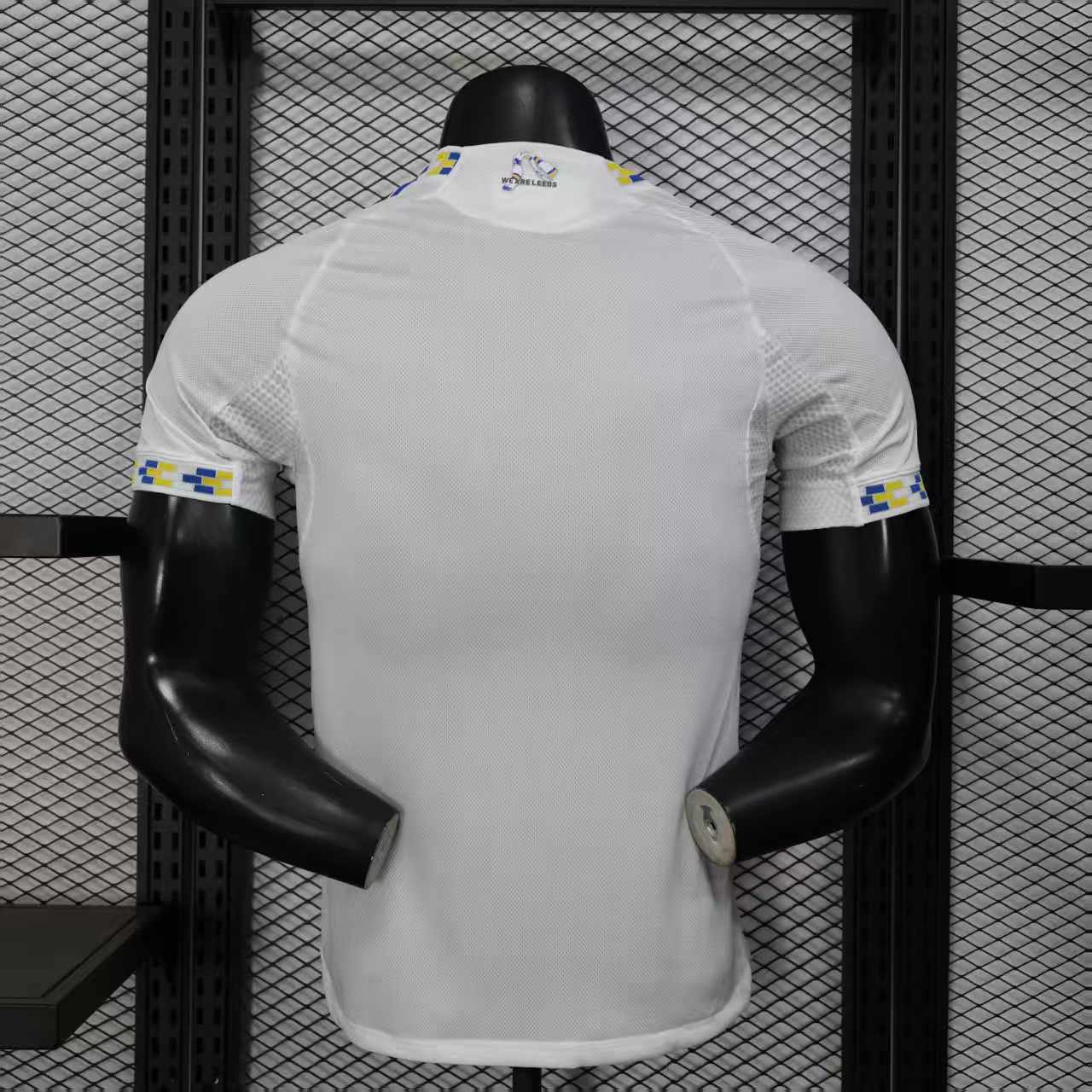 player version 25 26 leeds united home jerey back Player Version 25 26 Leeds United Home Jerey - Back