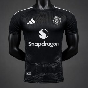 Player Version 26 27 Manchester United Black Goalkeeper Jersey - Front