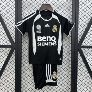 Retro 06 07 Kids Real Madrid Away Size 16-28 Jersey - Front
