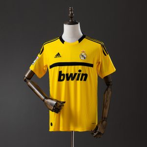 Retro Real Madrid 11 12 Goalkeeper Yellow S-XXL - Front