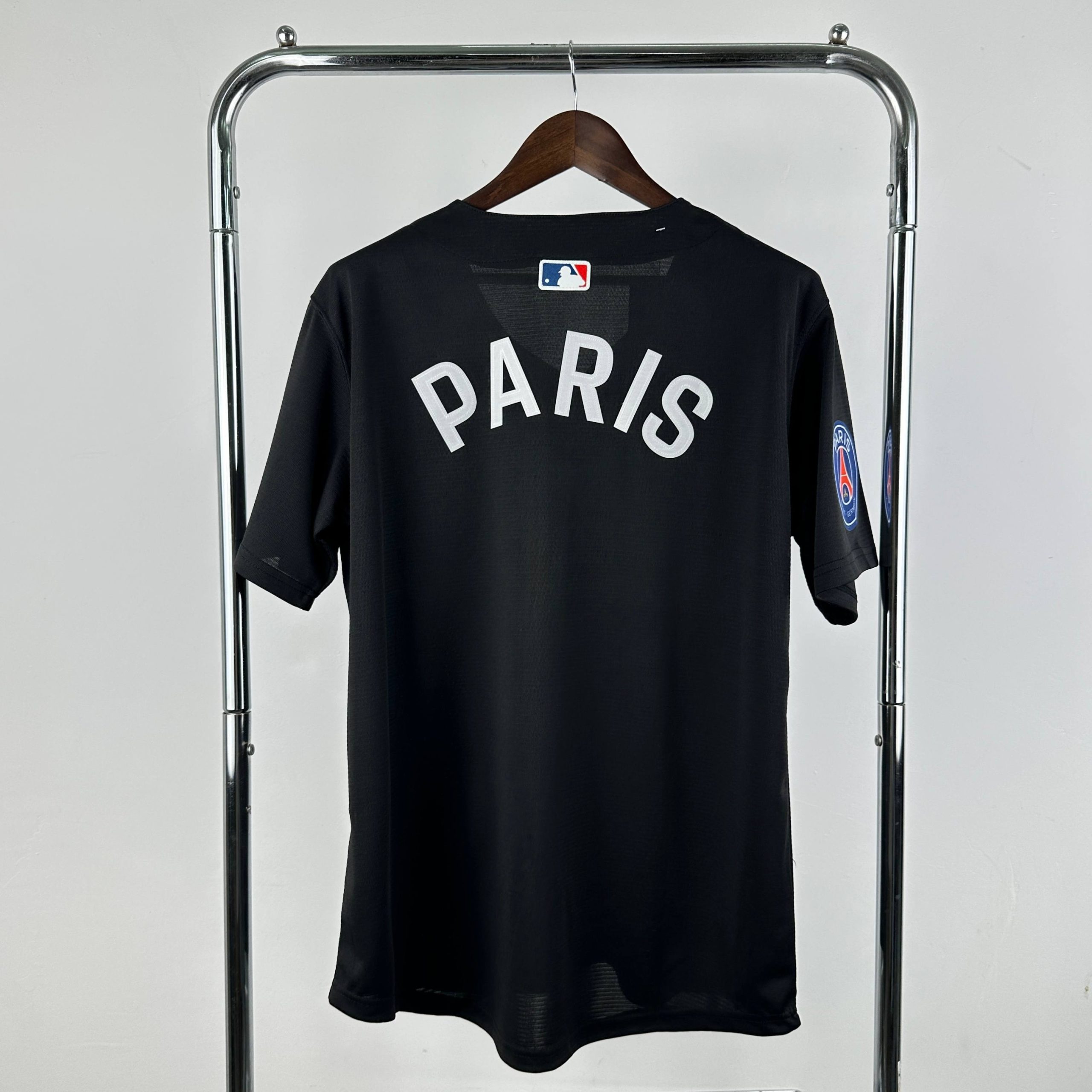 mlb collaboration paris saint germain black jersey image 2 MLB Collaboration Paris Saint-Germain Black Jersey - Image 2