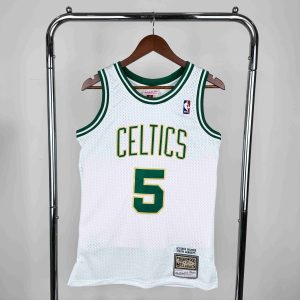 M&N Retro Swingman Jersey Boston Celtics 2008 Season White and Gold #5 Kevin Garnett - Image 1