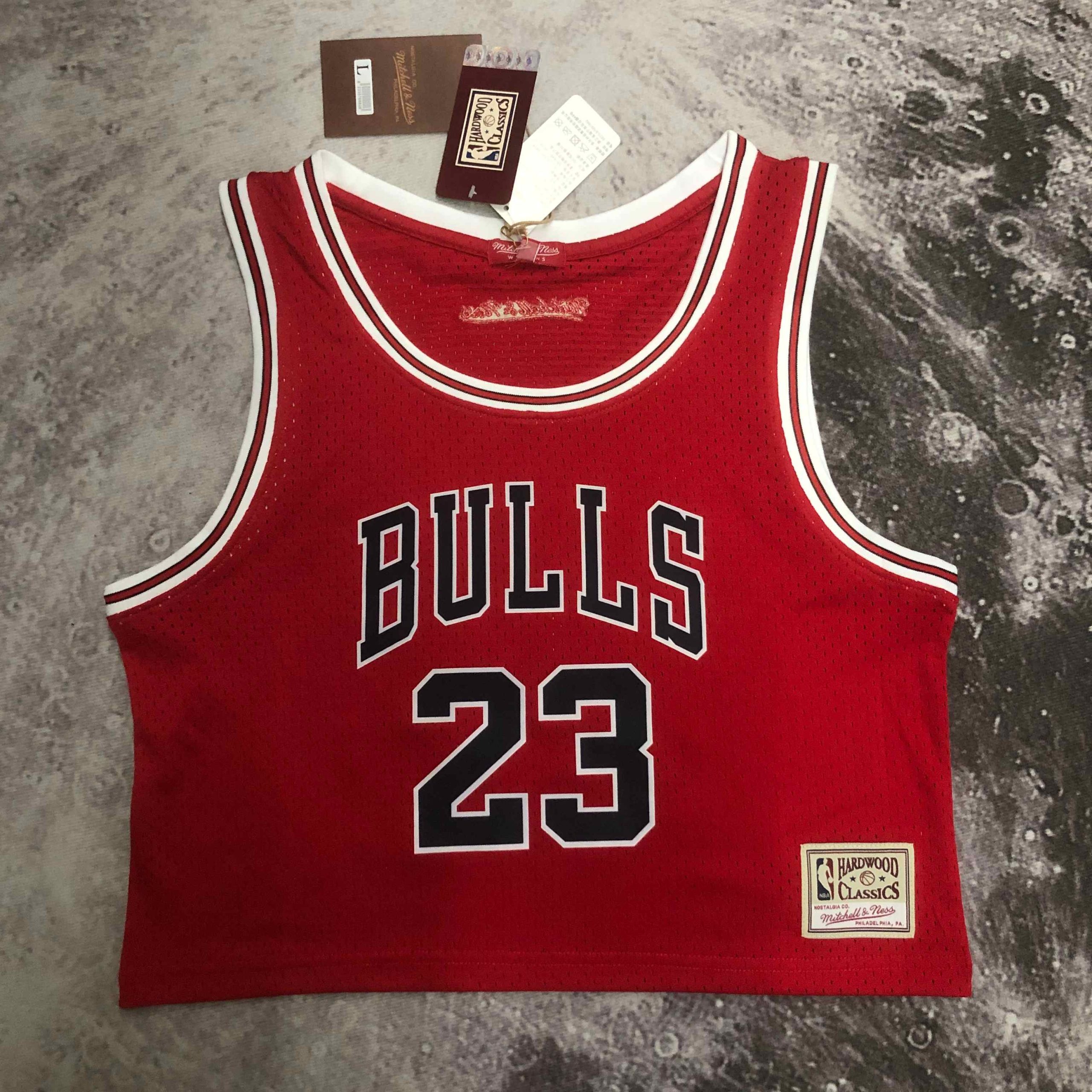 m&n women's retro cropped jersey chicago bulls red #23 michael jordan image 2 M&N Women's Retro Cropped Jersey Chicago Bulls Red #23 Michael Jordan - Image 2