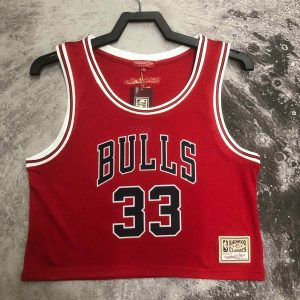 M&N Women's Retro Cropped Jersey Chicago Bulls Red #33 Scottie Pippen - Image 1