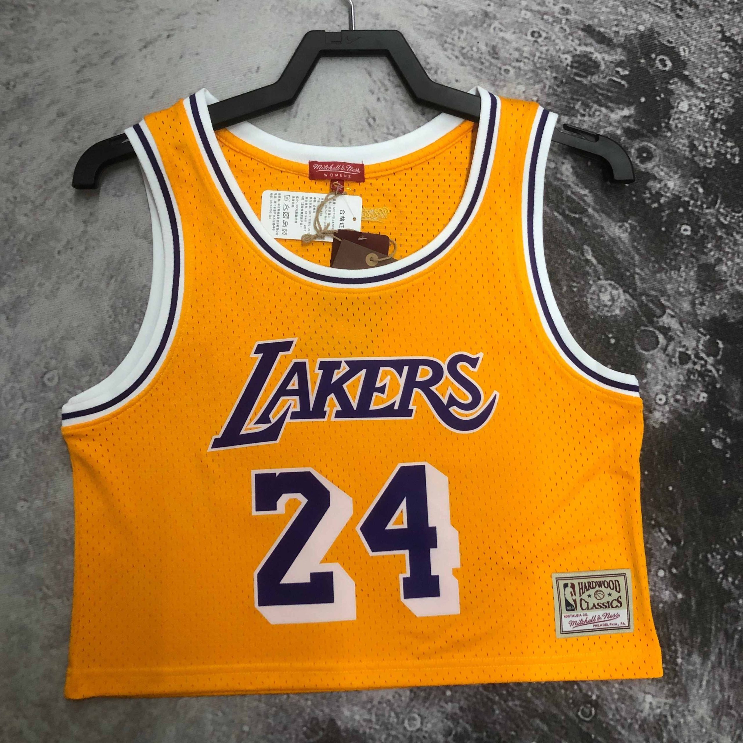 m&n women's retro cropped jersey los angeles lakers yellow #24 kobe bryant image 1 M&N Women's Retro Cropped Jersey Los Angeles Lakers Yellow #24 Kobe Bryant - Image 1