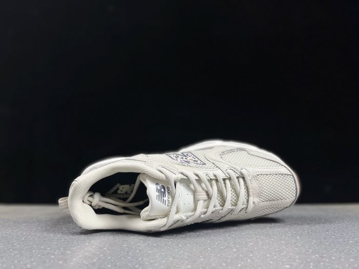 new balance 530 u530aam sneakers detail 3 New Balance 530 U530AAM Sneakers - Detail 3