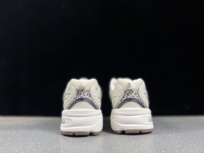 new balance 530 u530aam sneakers detail 4 New Balance 530 U530AAM Sneakers - Detail 4