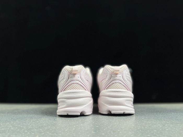 new balance 530 u530tbd sneakers detail 4 New Balance 530 U530TBD Sneakers - Detail 4