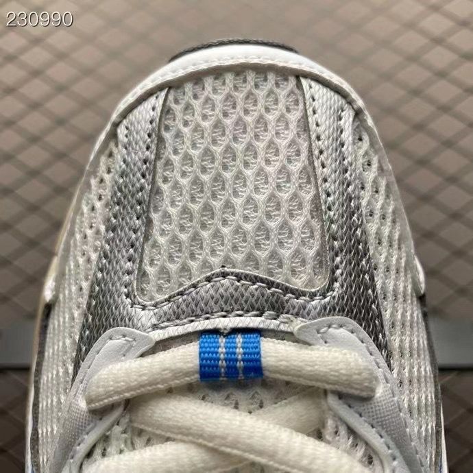 new balance 530 wr530ea sneakers detail 3 New Balance 530 WR530EA Sneakers - Detail 3