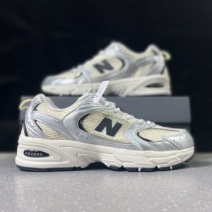 New Balance 530 WR530GMT Sneakers - Main image