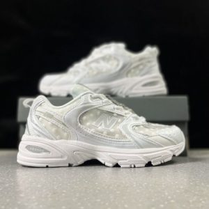 New Balance 530 WR530HFW Sneakers - Main image
