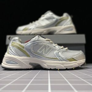 New Balance 530 WR530KMW Sneakers - Main image